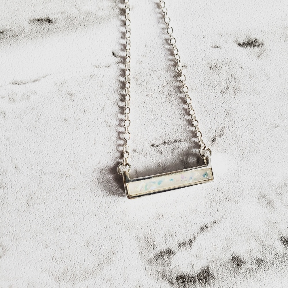 🌷The2Bandits Opalite athens silver bar necklace